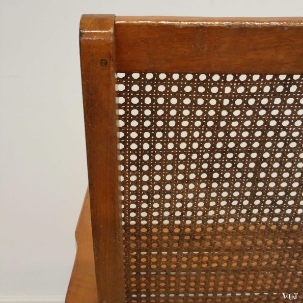 Set van 2 houten tuinstoelen met rotan webbing, jaren '70