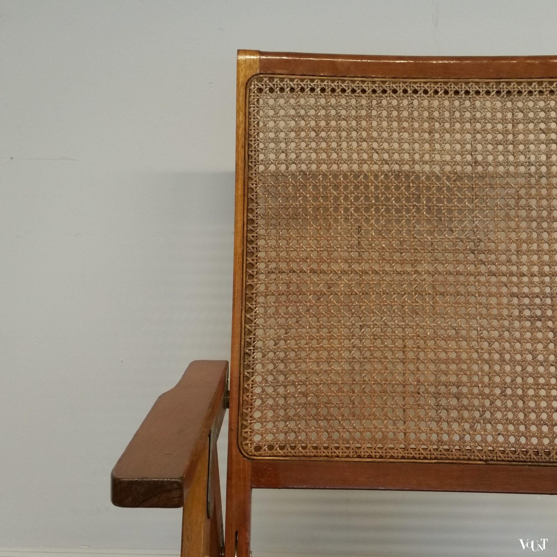 Set van 2 houten tuinstoelen met rotan webbing, jaren '70