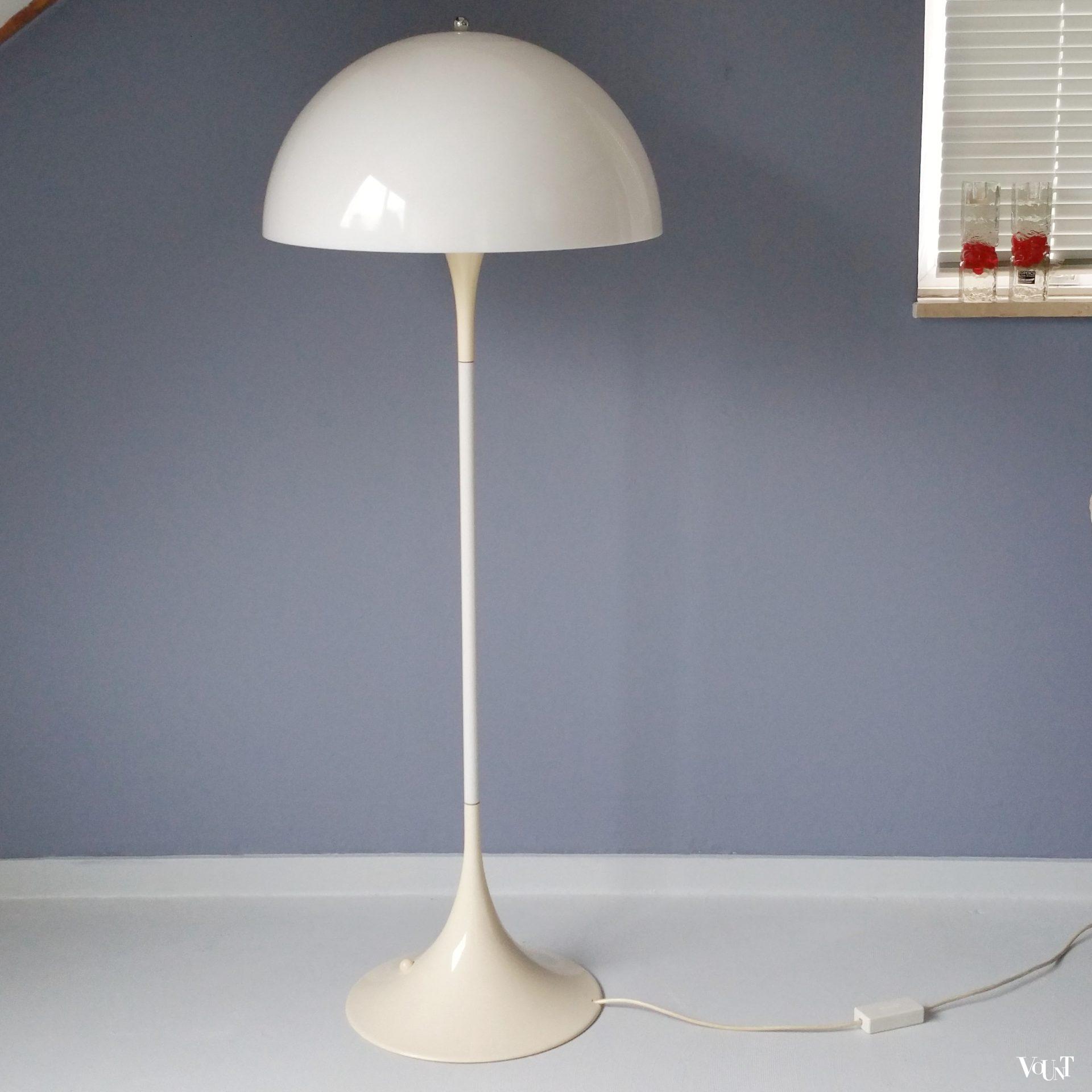Panthella vloerlamp, Verner Panton voor Louis Poulsen, jaren '70