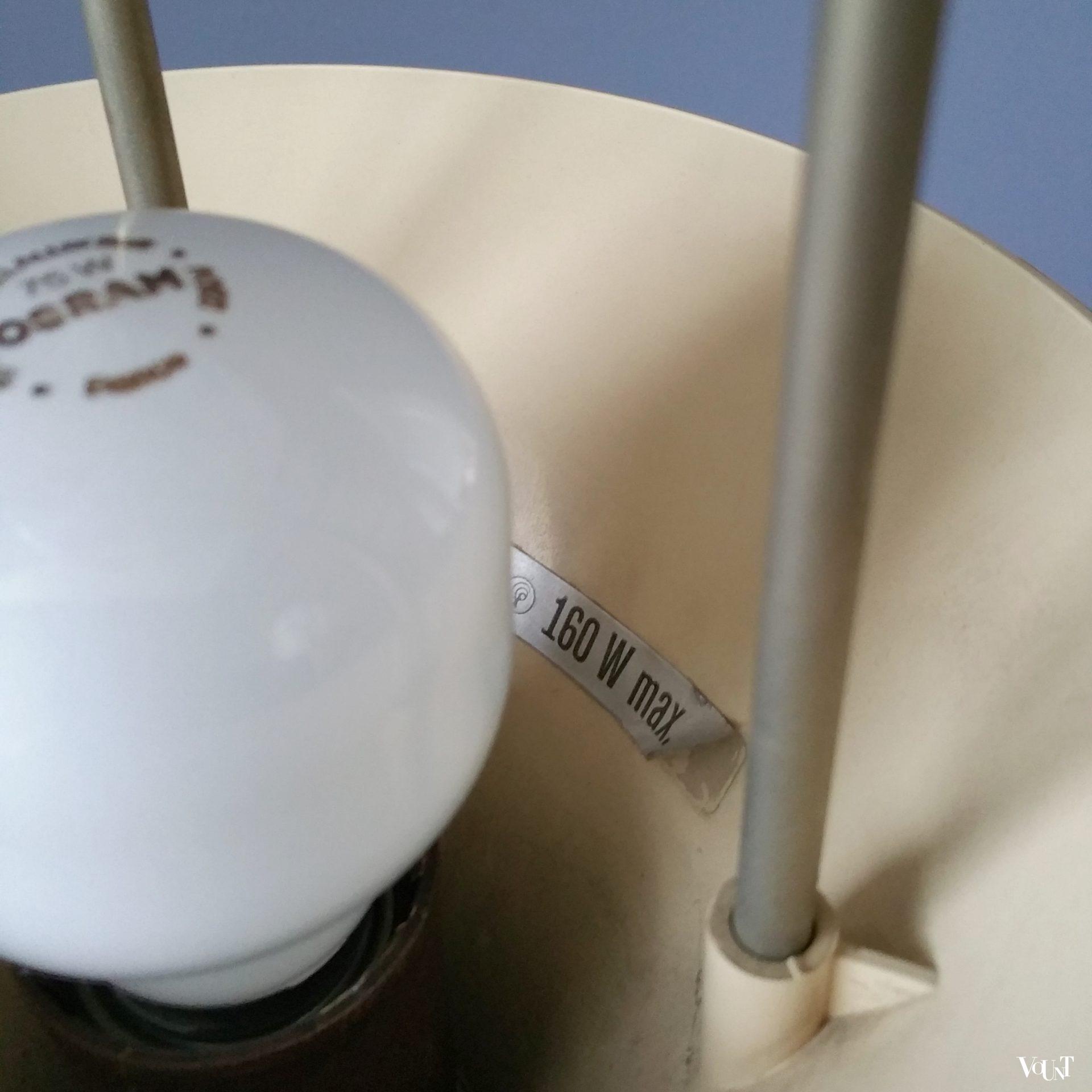 Panthella vloerlamp, Verner Panton voor Louis Poulsen, jaren '70