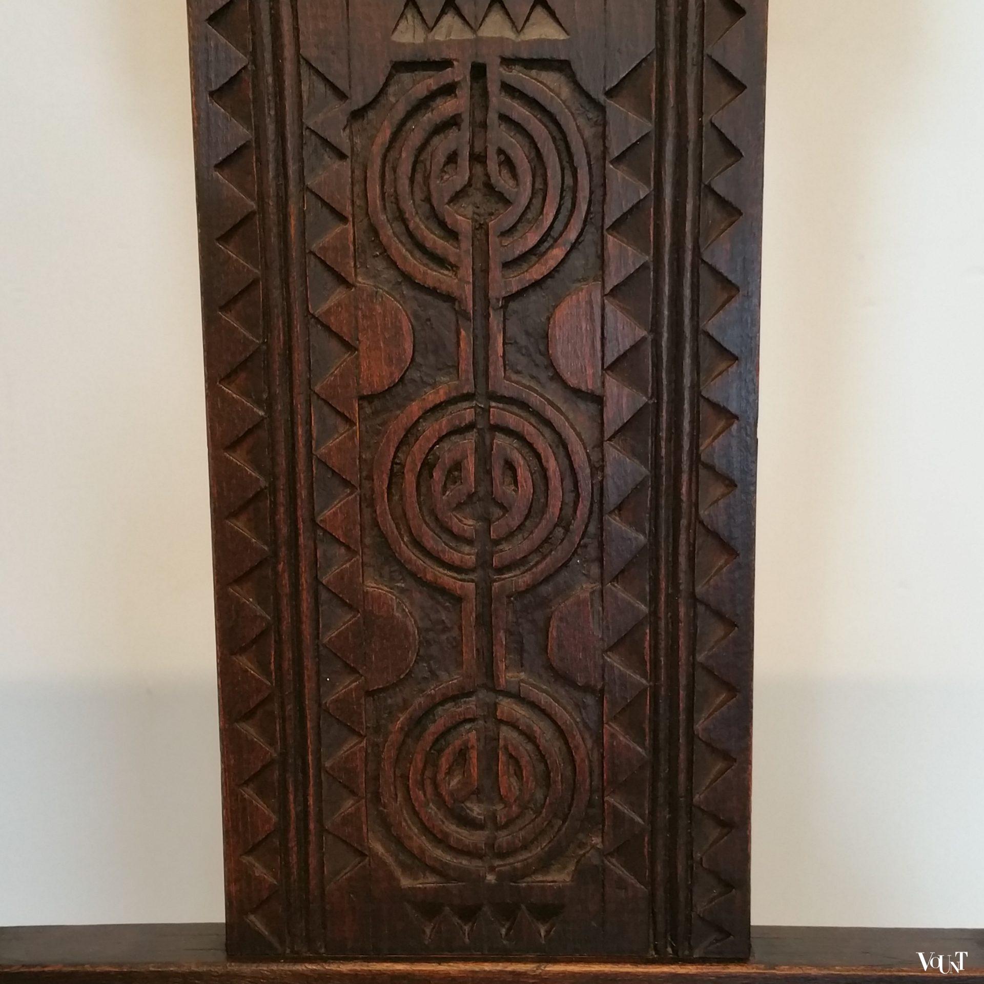 Set van 4 Spaanse houten stoelen, 1e helft 20e eeuw