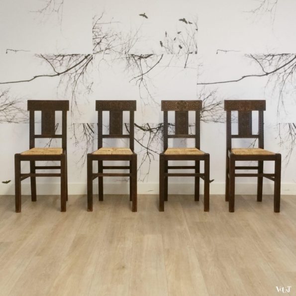 Set van 4 Spaanse houten stoelen, 1e helft 20e eeuw