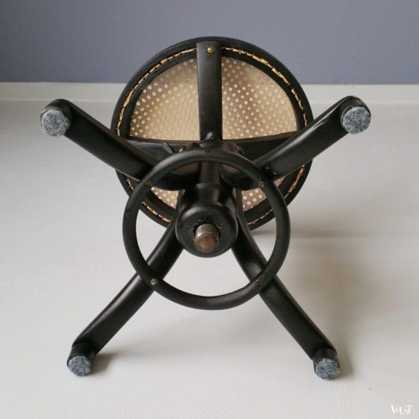 Thonet piano kruk nr. 1, rond 1900