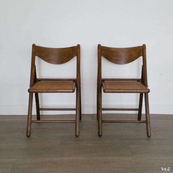 Set van 2 houten klapstoelen met rotan webbing, jaren '70
