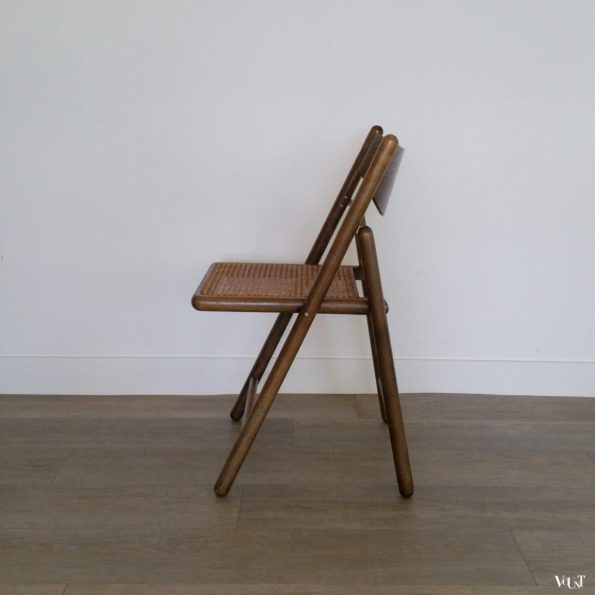 Set van 2 houten klapstoelen met rotan webbing, jaren '70