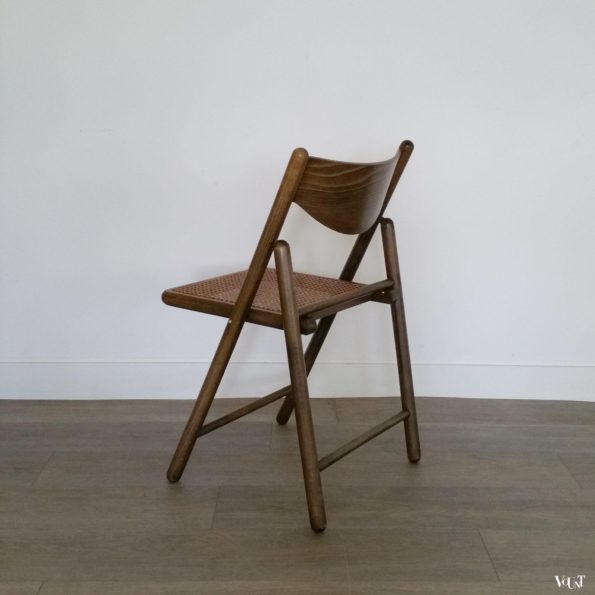 Set van 2 houten klapstoelen met rotan webbing, jaren '70