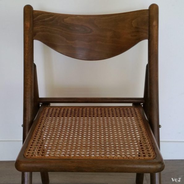 Set van 2 houten klapstoelen met rotan webbing, jaren '70
