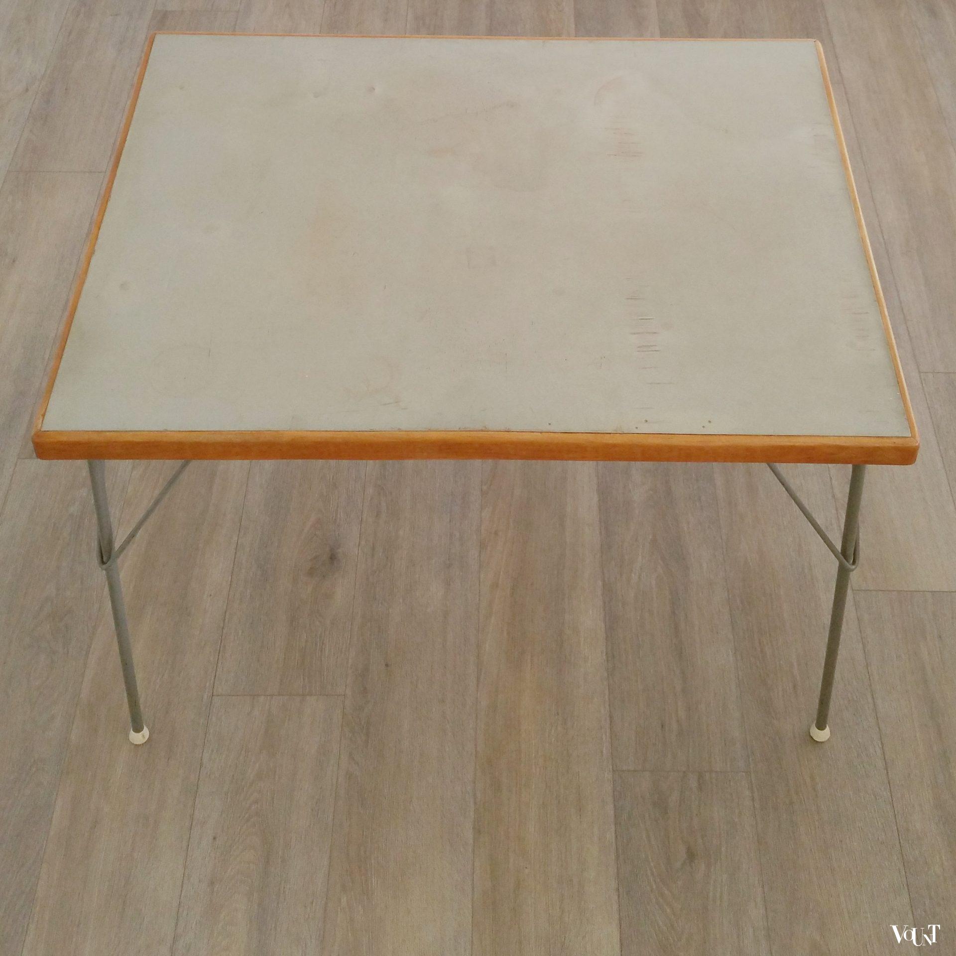Tafel 530, Wim Rietveld en André Cordemeyer voor Gispen, jaren '50