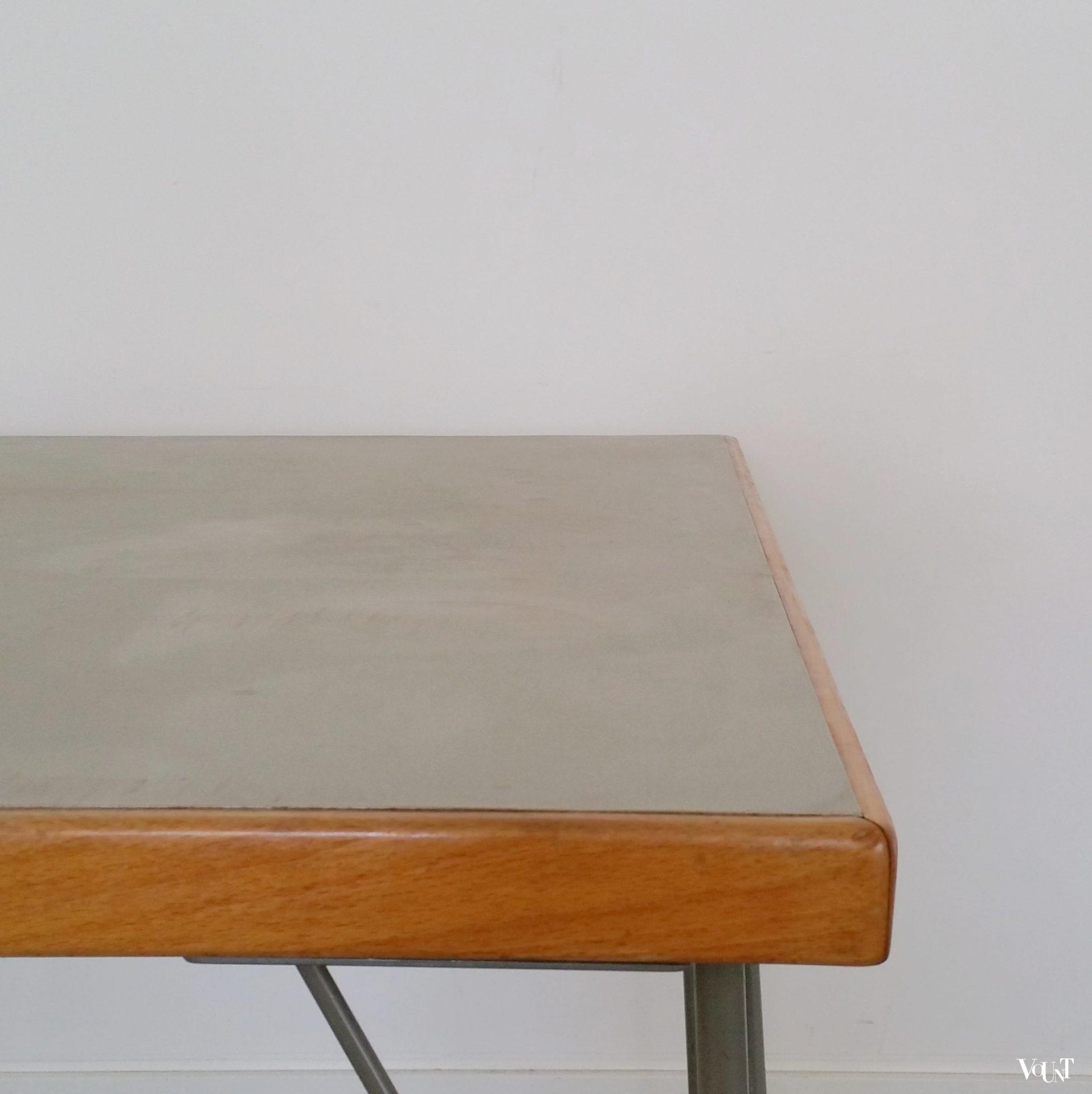 Tafel 530, Wim Rietveld en André Cordemeyer voor Gispen, jaren '50