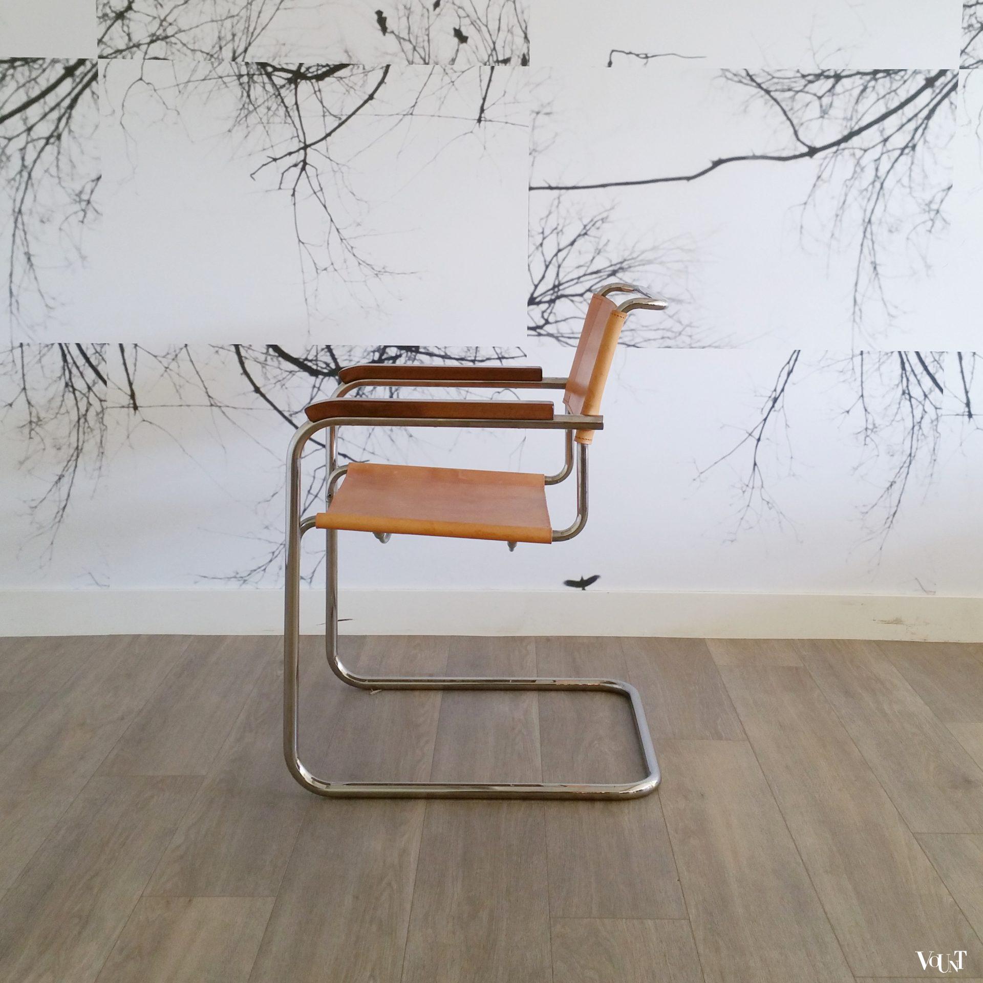 S34 buisframestoel met leren bekleding, Mart Stam voor Thonet, jaren '80