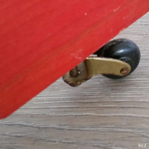 Rode dressboy op wieltjes, jaren '60