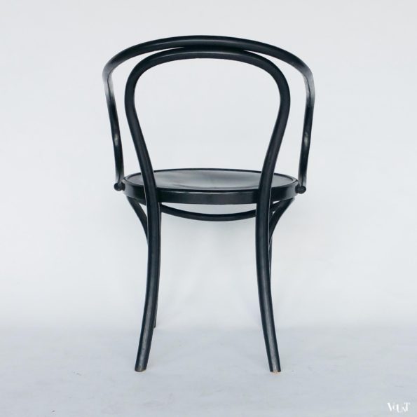 Zwarte nr. 209 of Le Corbusier stoel