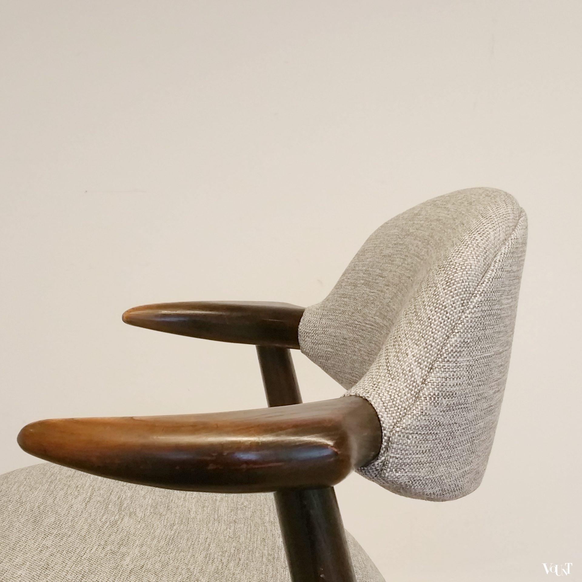 Set van 4 koehoorn stoelen, Tijsseling voor Hulmefa Nieuwe Pekela, jaren '60 (nieuwe bekleding)