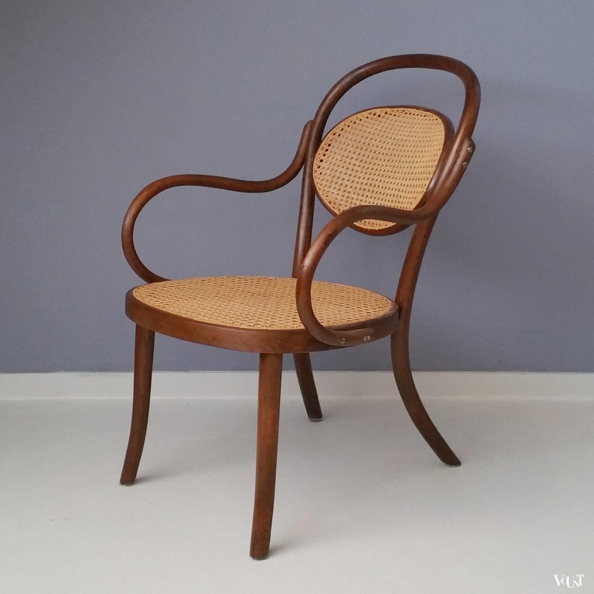 "Ammen-Fauteuil" / voedsterstoel, rond 1930