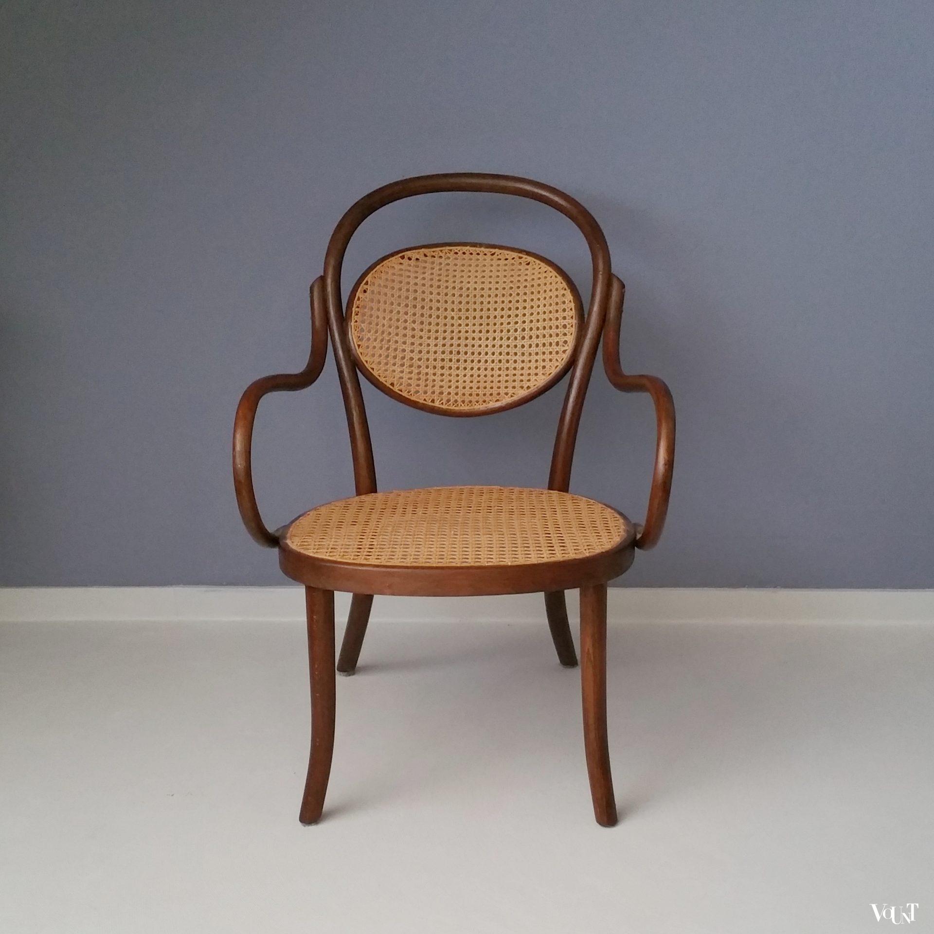 "Ammen-Fauteuil" / voedsterstoel, rond 1930