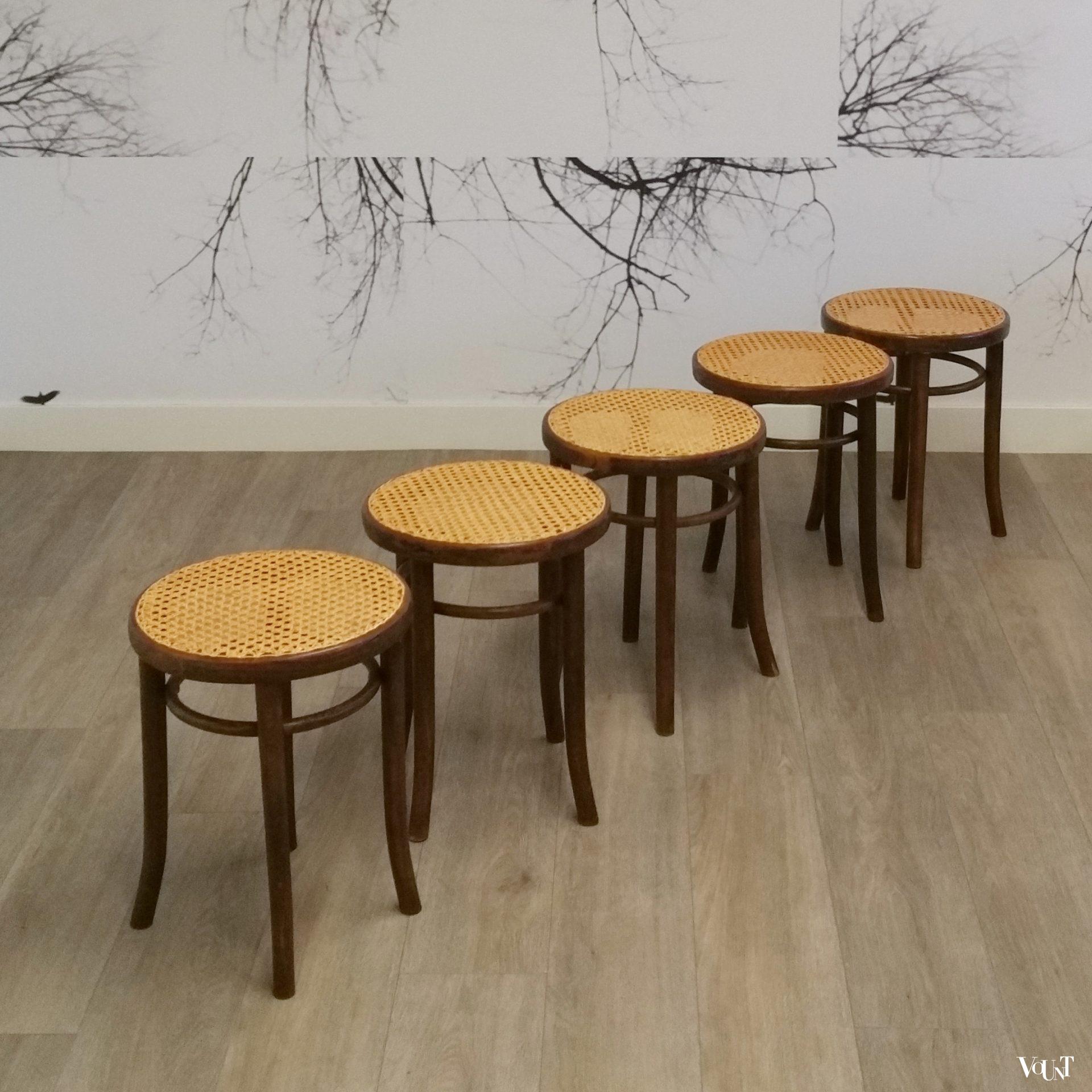 Bentwood en rotan kruk, jaren '60