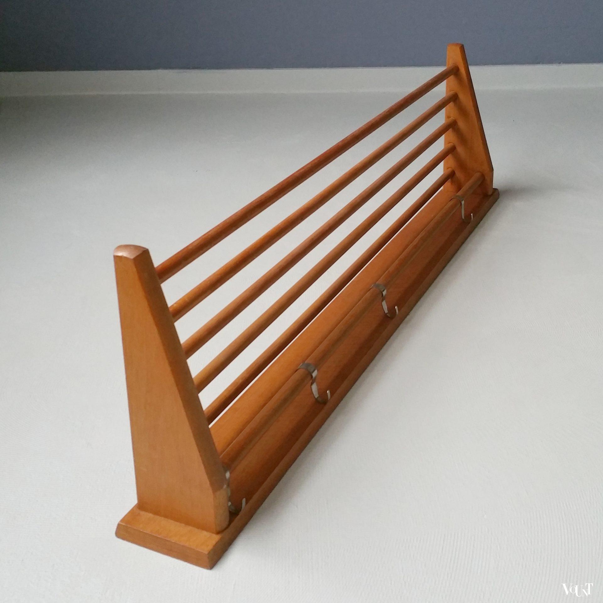 Houten keukenrek, Piet Zwart voor Bruynzeel, jaren '50