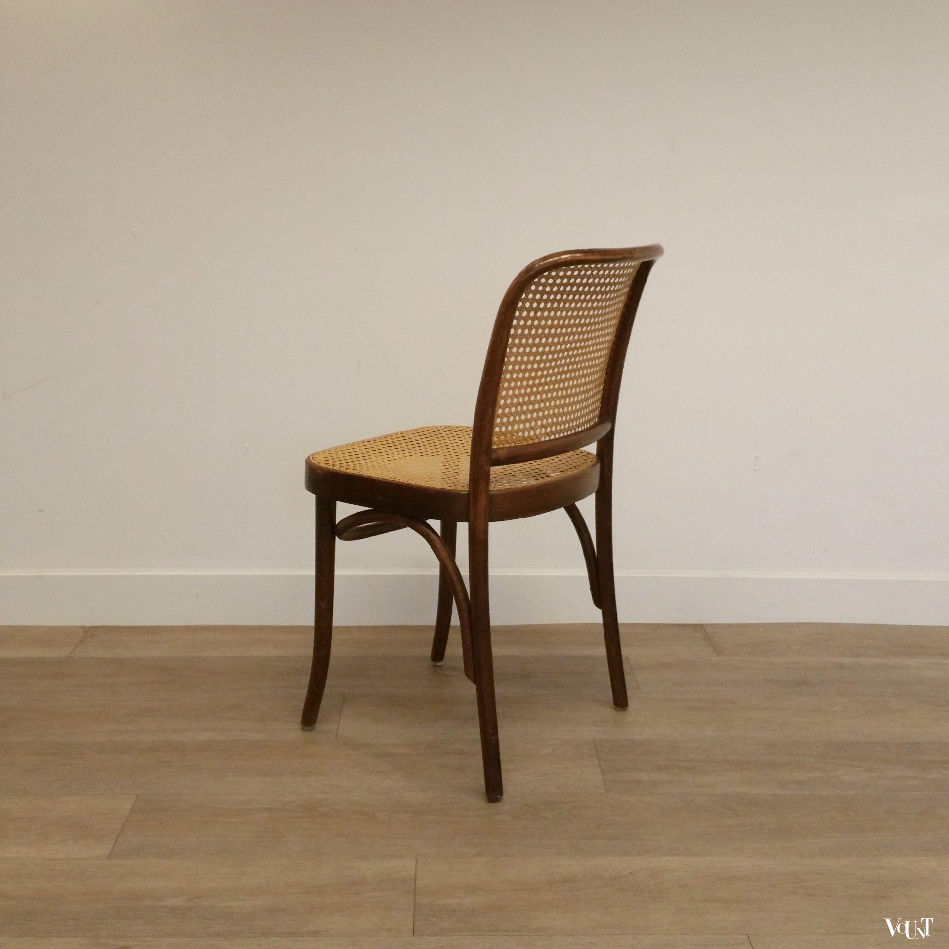 Praag of 811 stoel, FMG, jaren '60