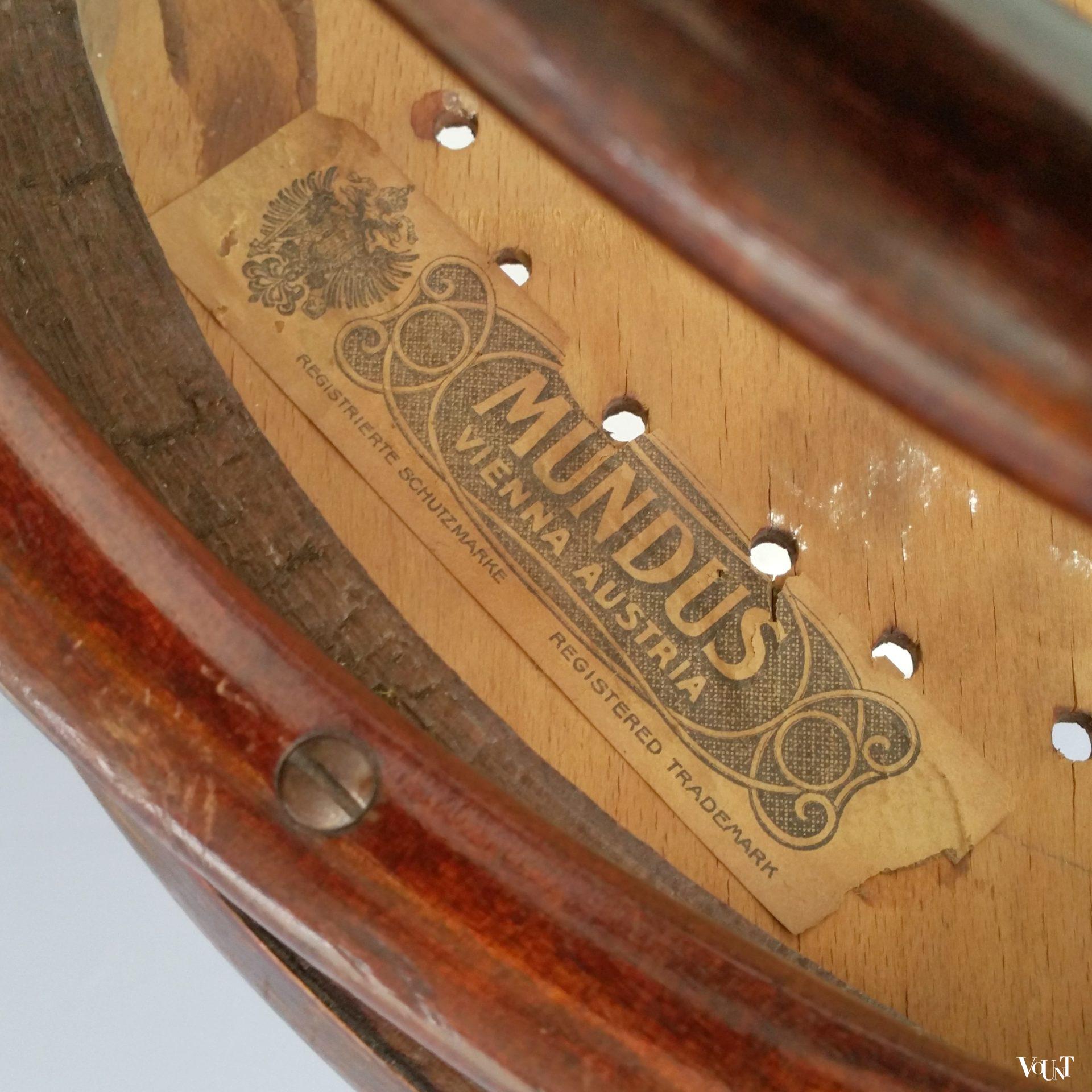 Mundus hoekstoel, jaren '20/'30