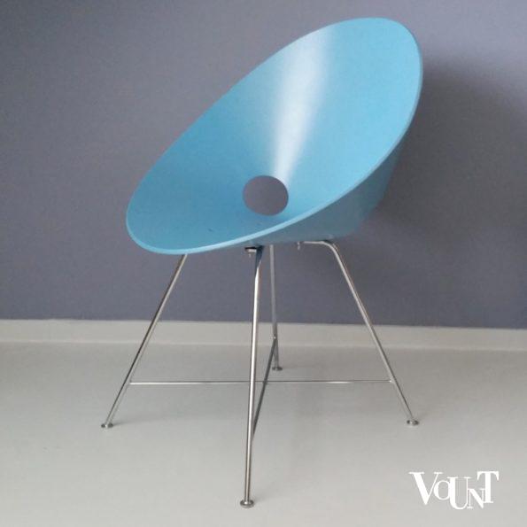 Stoel ST 664, Edelhardt (Eddie) Harlis voor Thonet, heruitgave jaren '90 (blauw)
