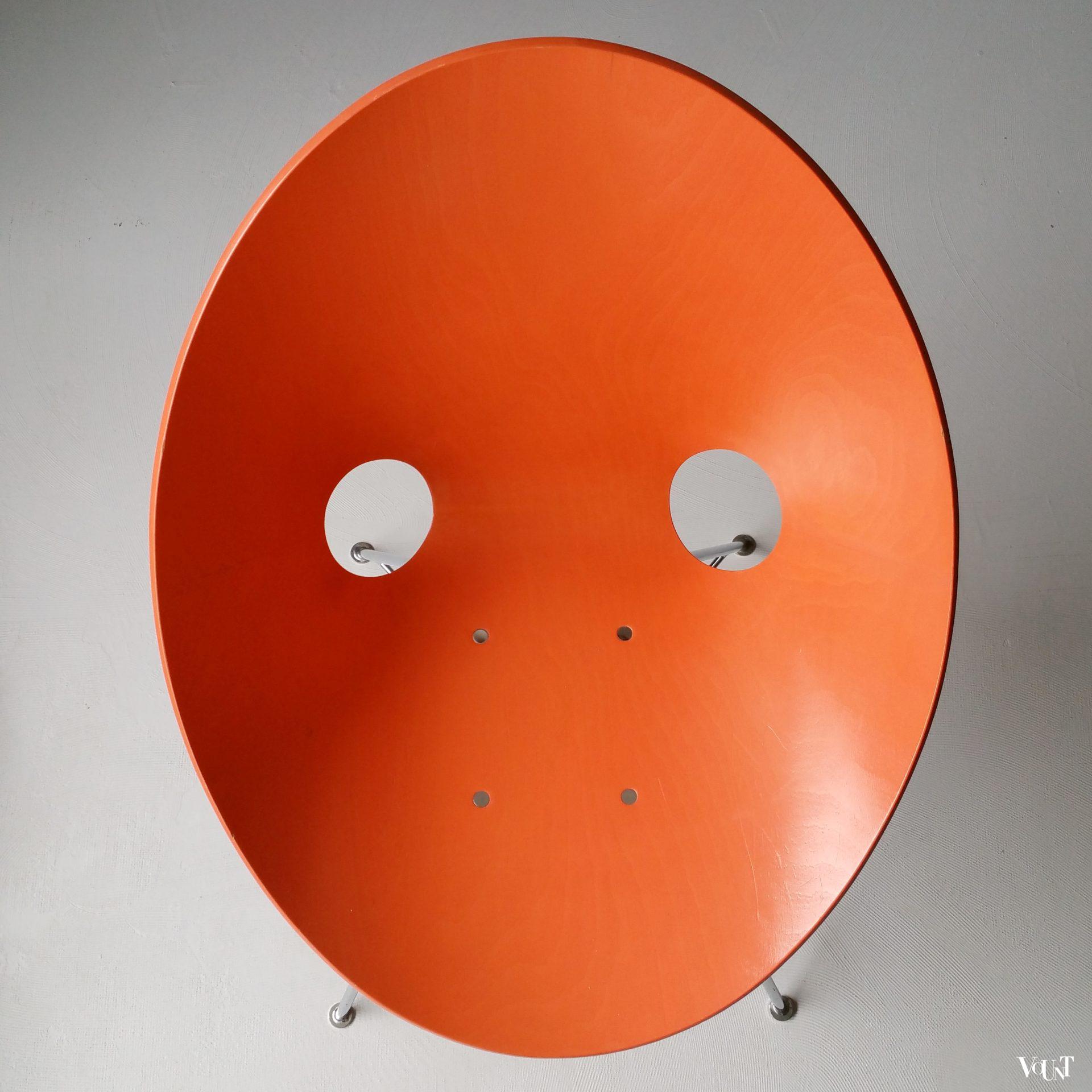 Stoel ST 664, Edelhardt (Eddie) Harlis voor Thonet, heruitgave jaren '90 (oranje)