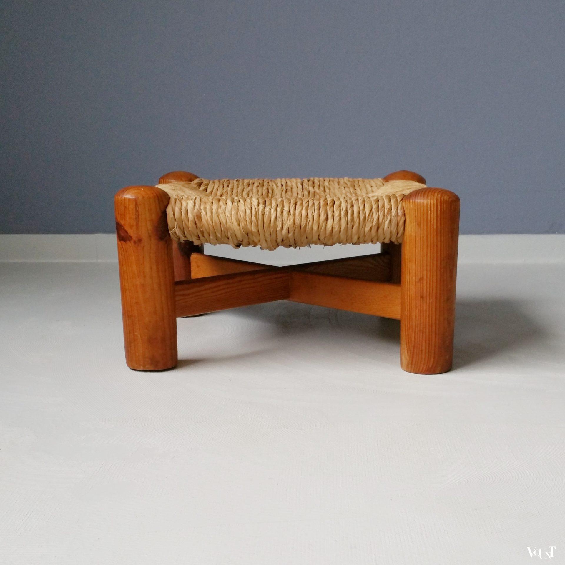 Lage kruk met biezen zitting, Wim den Boon, jaren '50