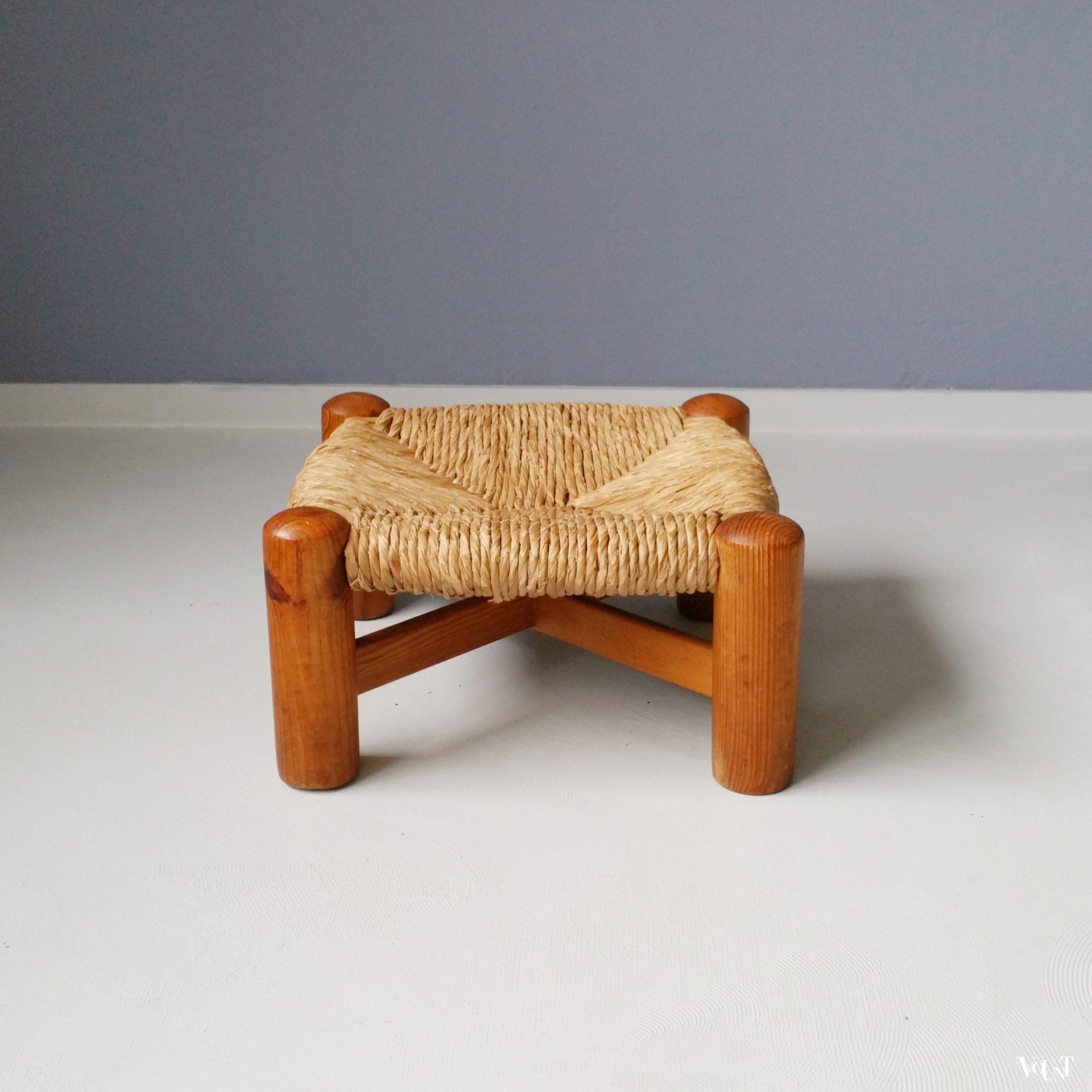 Lage kruk met biezen zitting, Wim den Boon, jaren '50