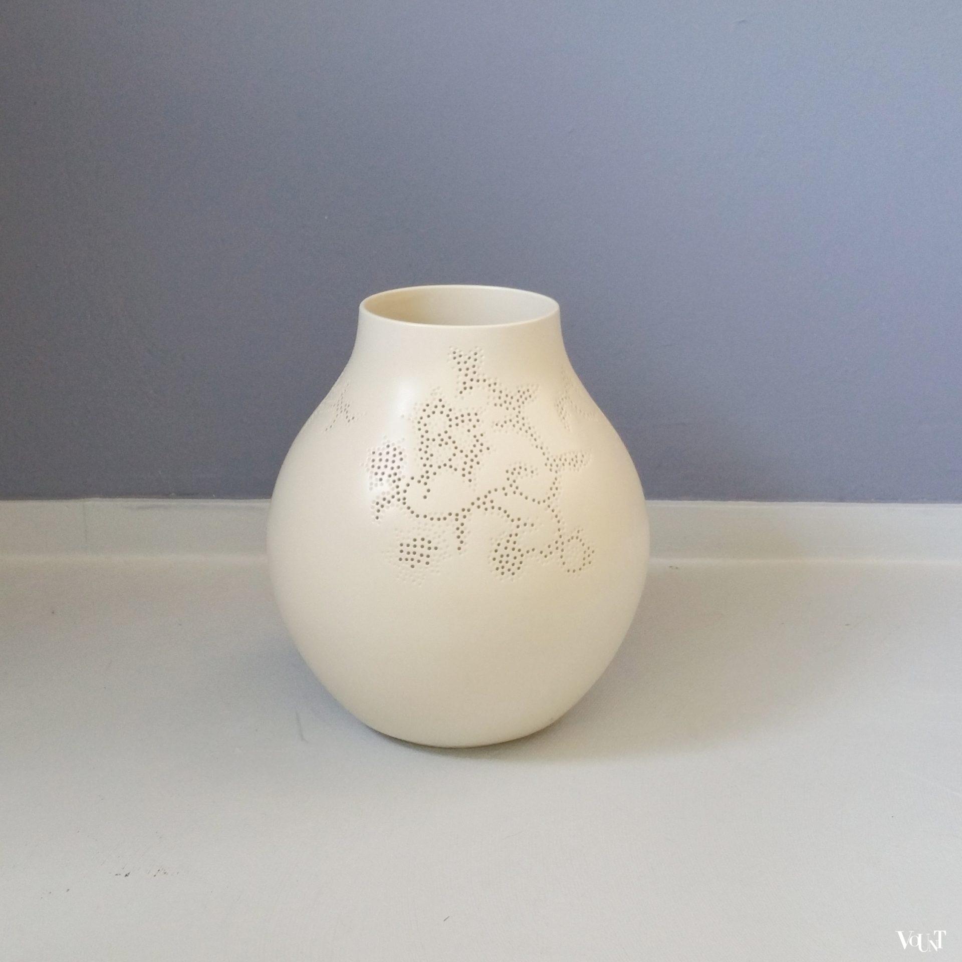 Witte vaas Jonsberg, Hella Jongerius voor Ikea PS 2006