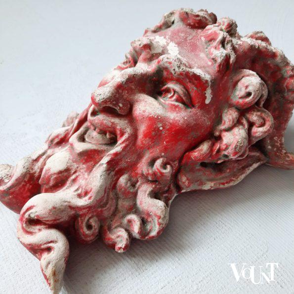Oud zandstenen ornament sater- / satyr-hoofd
