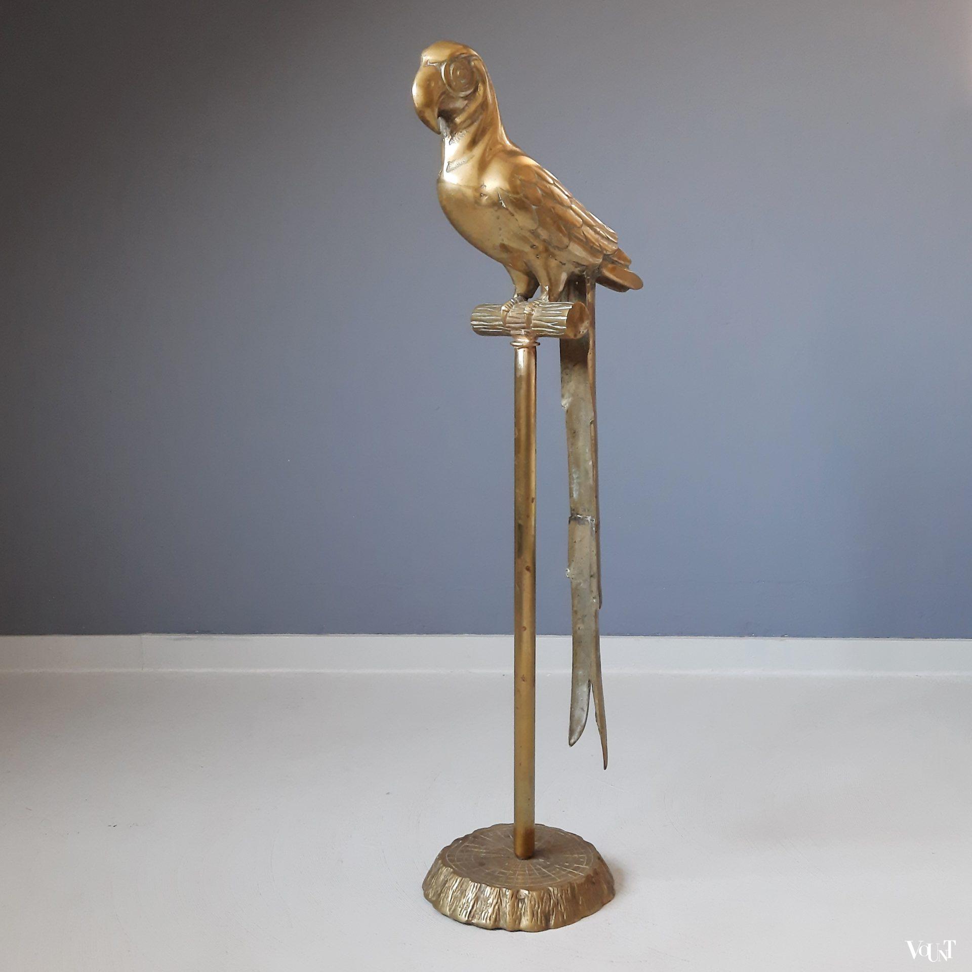 Grote messing papegaai op standaard, jaren '50