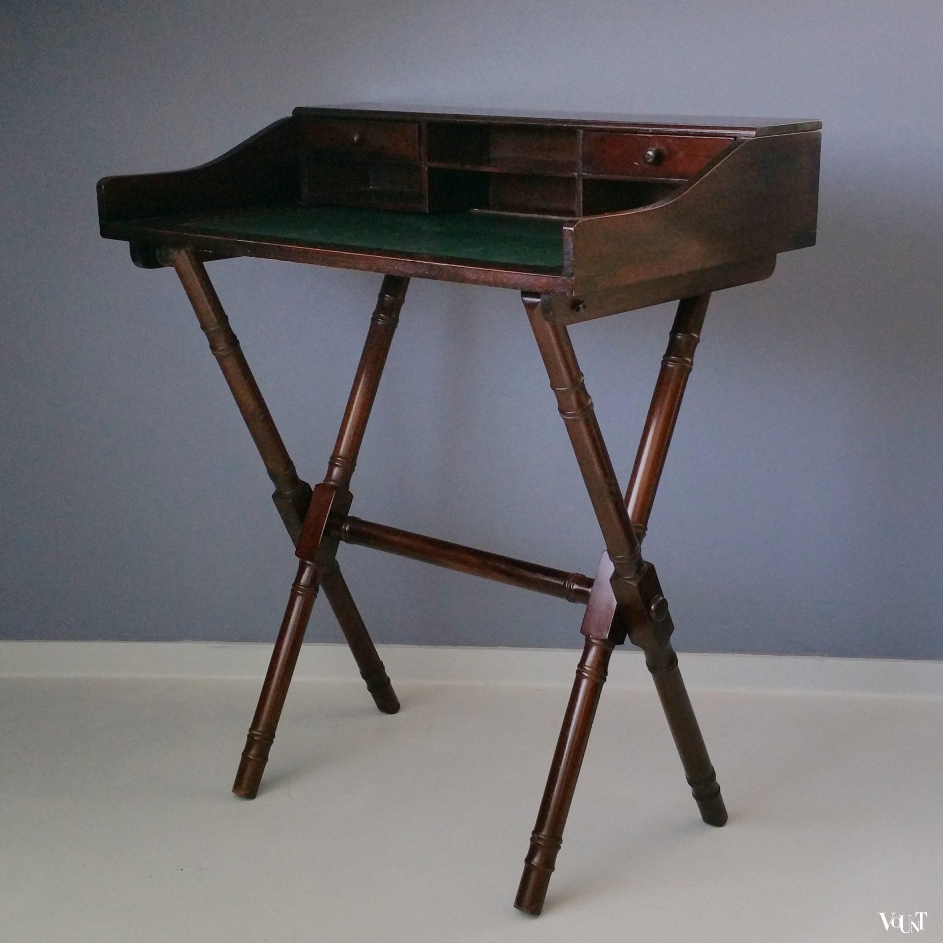Vintage "campaign desk", jaren '70