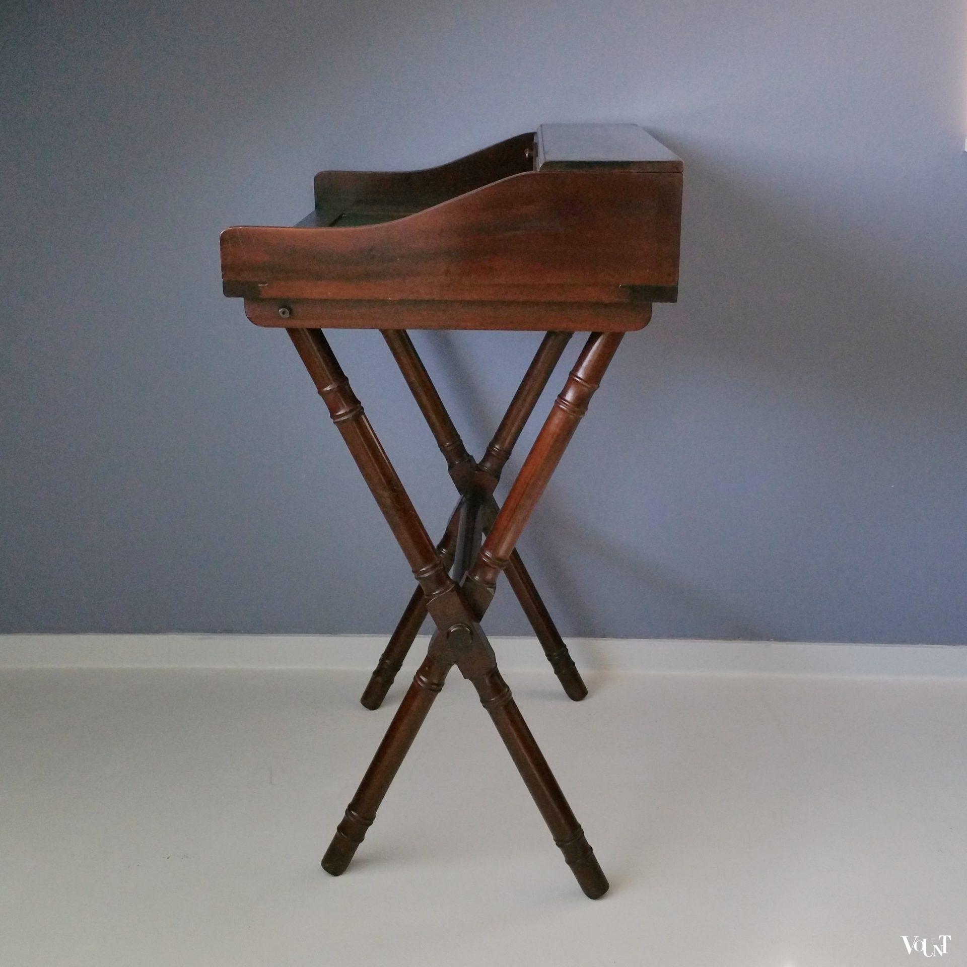 Vintage "campaign desk", jaren '70