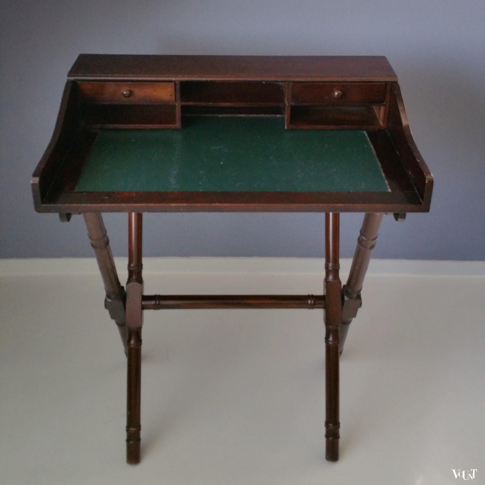Vintage "campaign desk", jaren '70