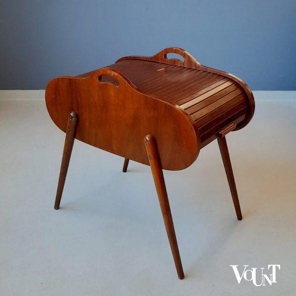 Vintage houten naaidoos op poten, jaren '50/'60