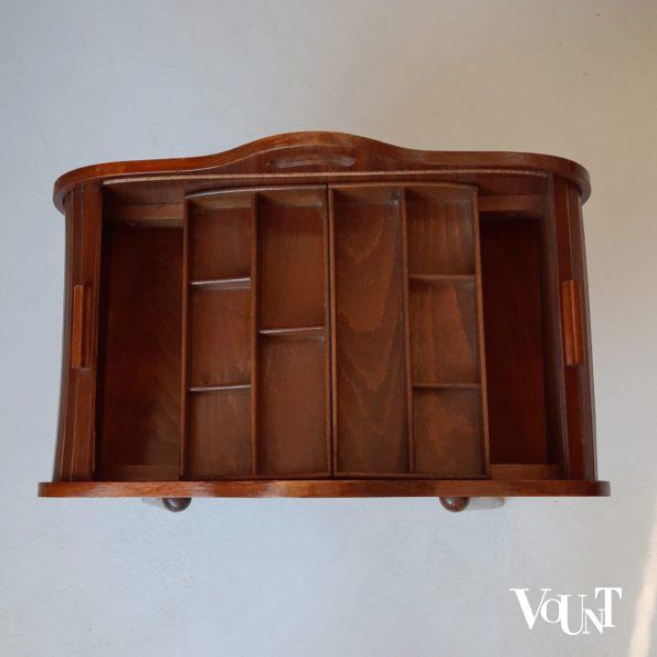 Vintage houten naaidoos op poten, jaren '50/'60