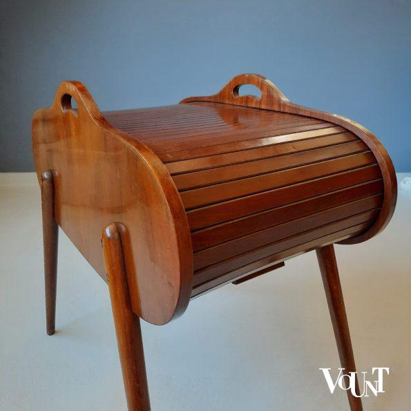 Vintage houten naaidoos op poten, jaren '50/'60