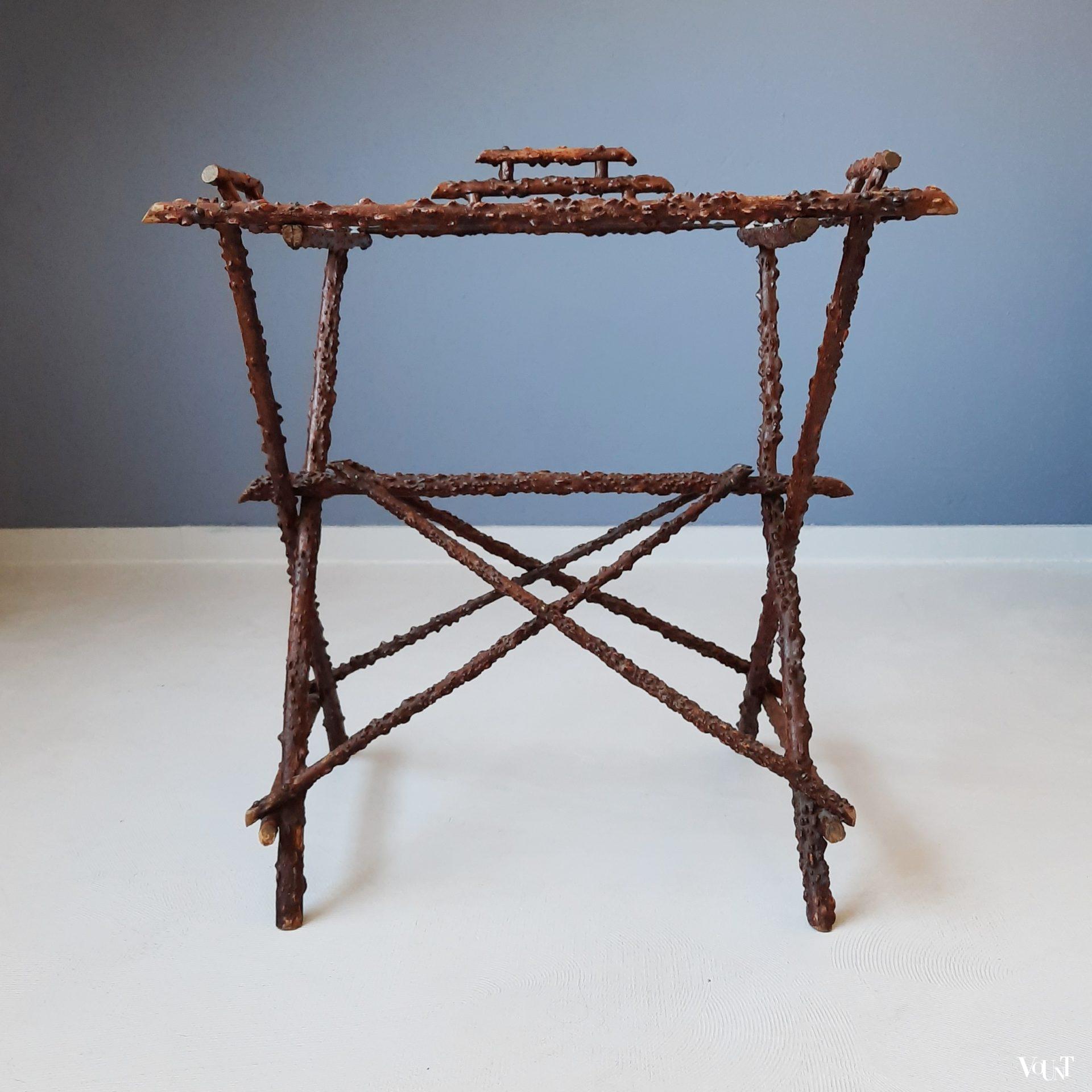 Antiek twijgentafeltje, eind 19e eeuw