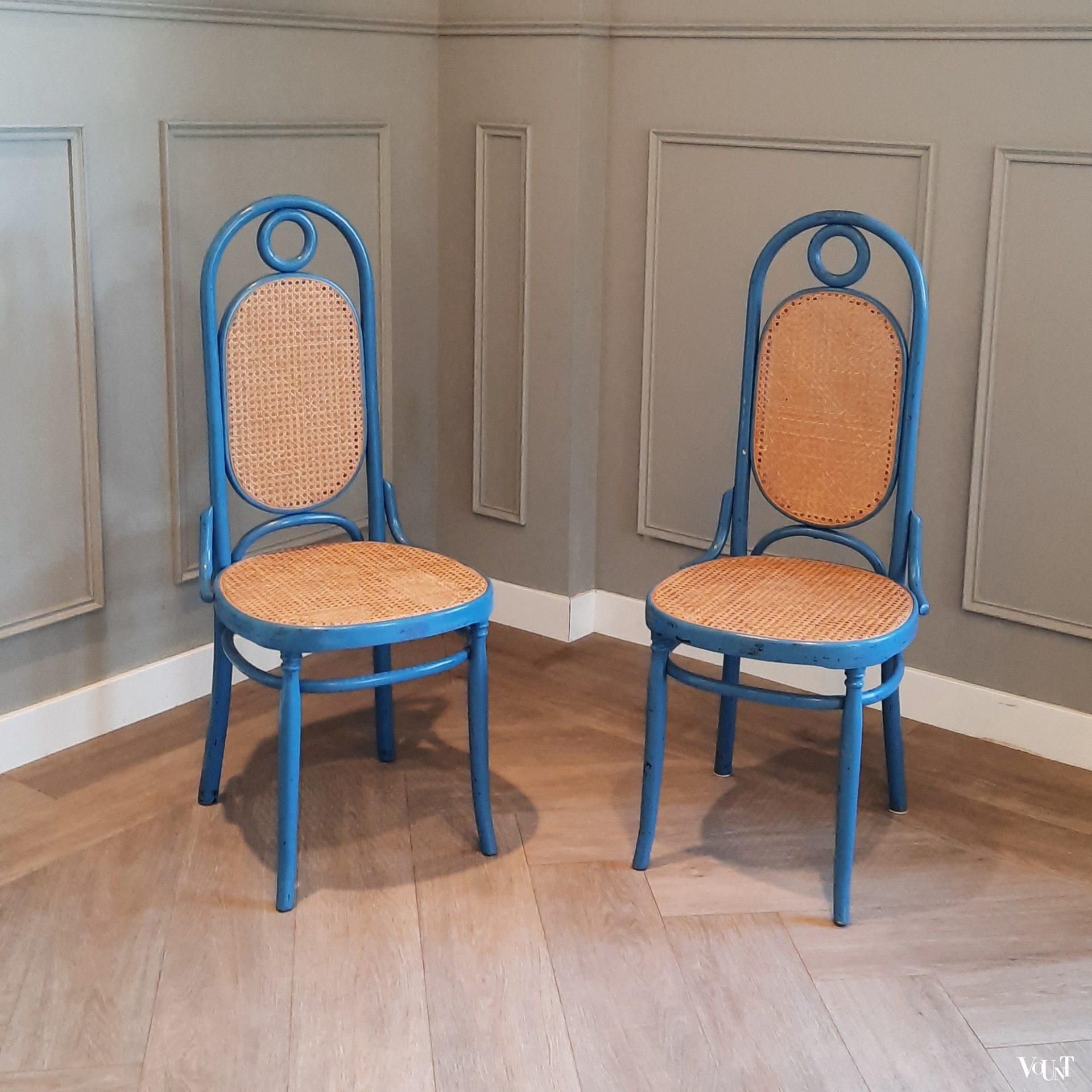 Set van 2 blauwe stoelen nr. 17, jaren '70