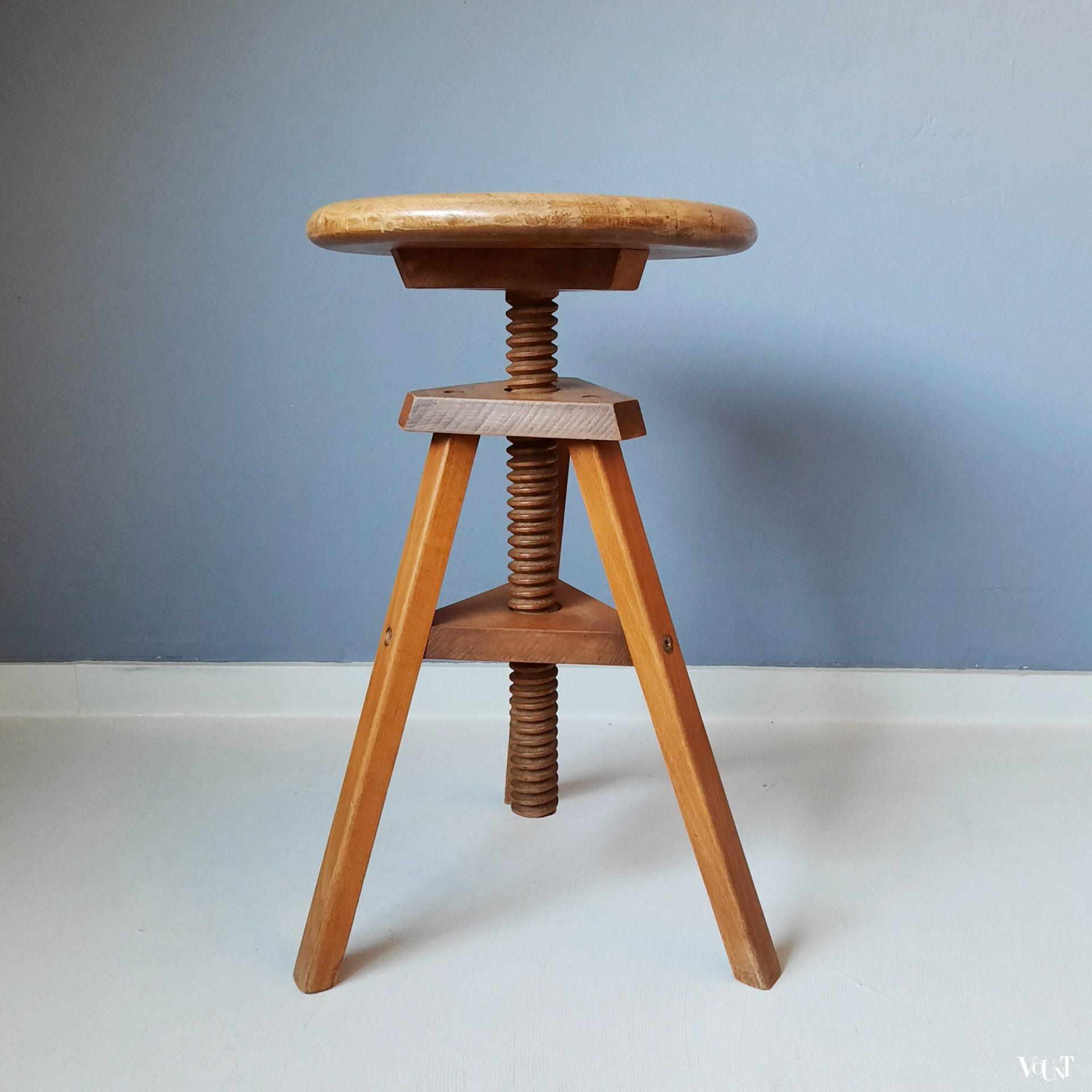 Vintage houten atelierkruk