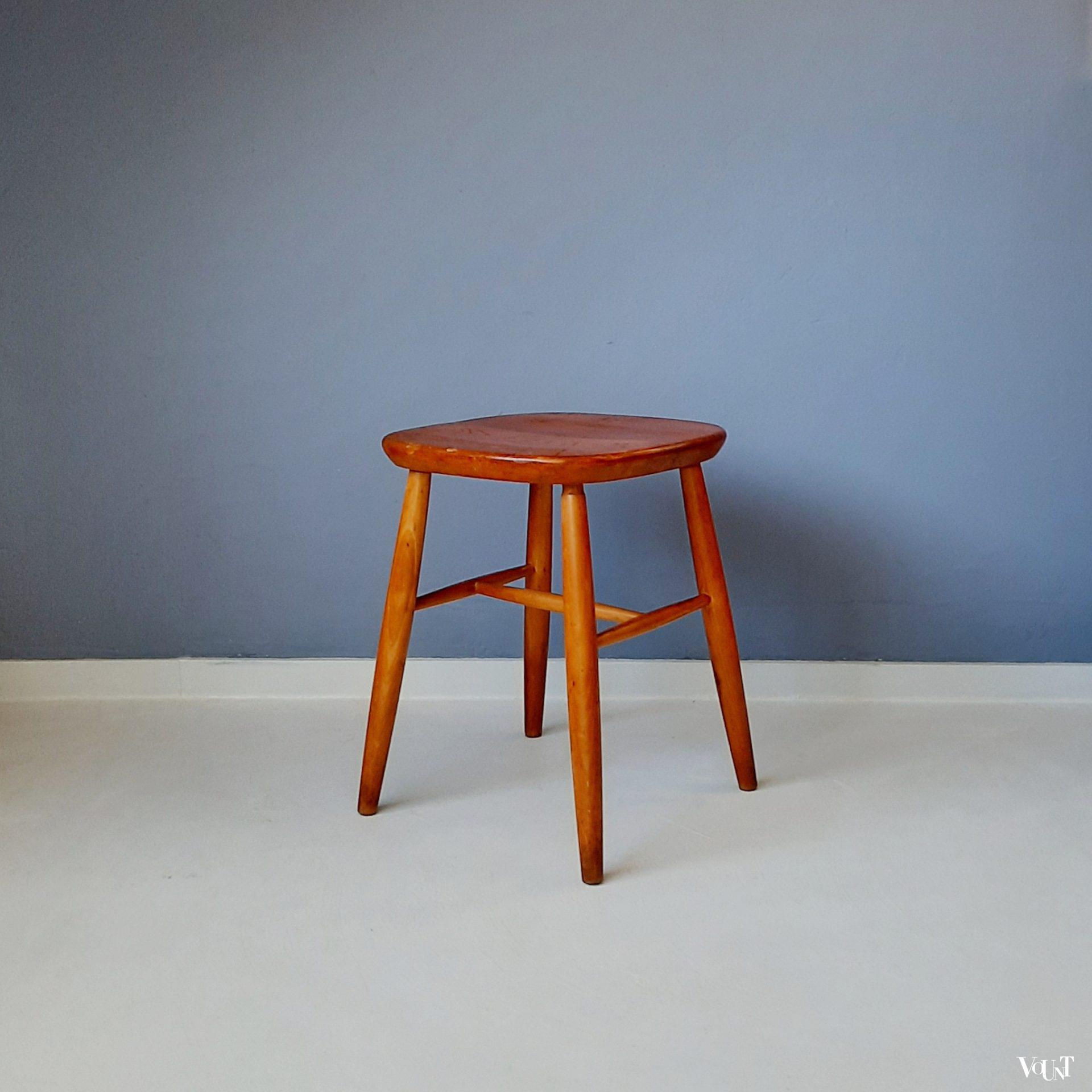 Vintage houten Scandinavische kruk, jaren '60