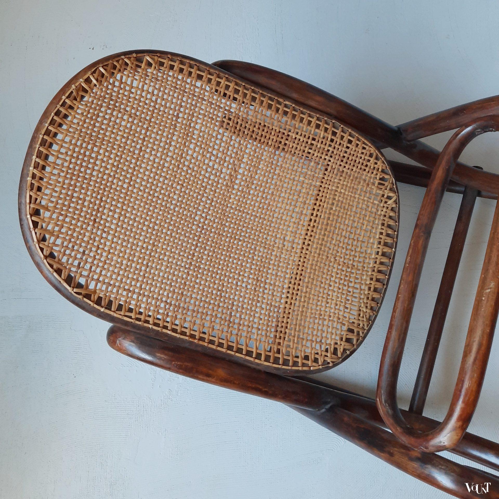 Vintage bentwood en rotan voetensteun