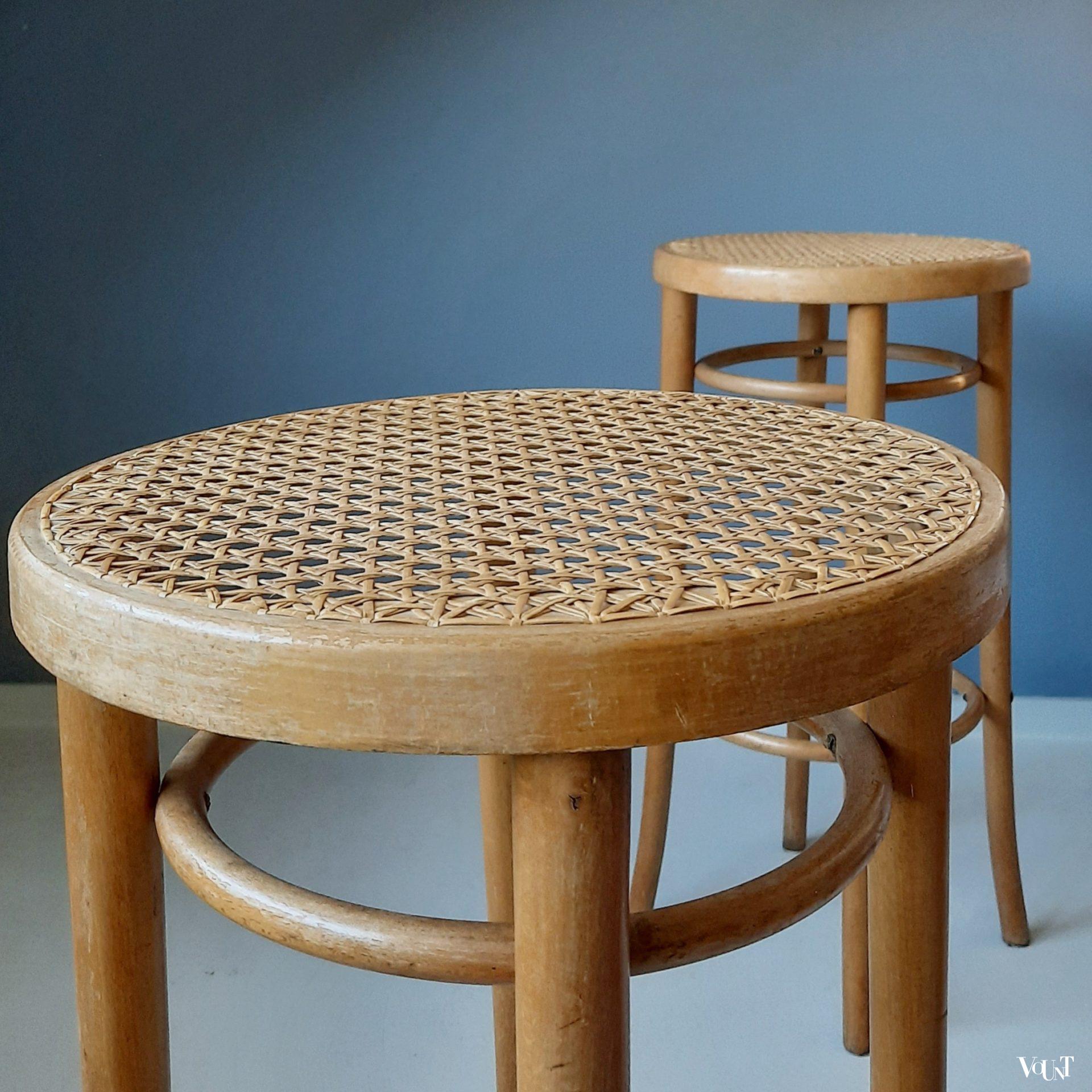 Set van 2 bentwood barkrukken met rotan zitting, jaren '60