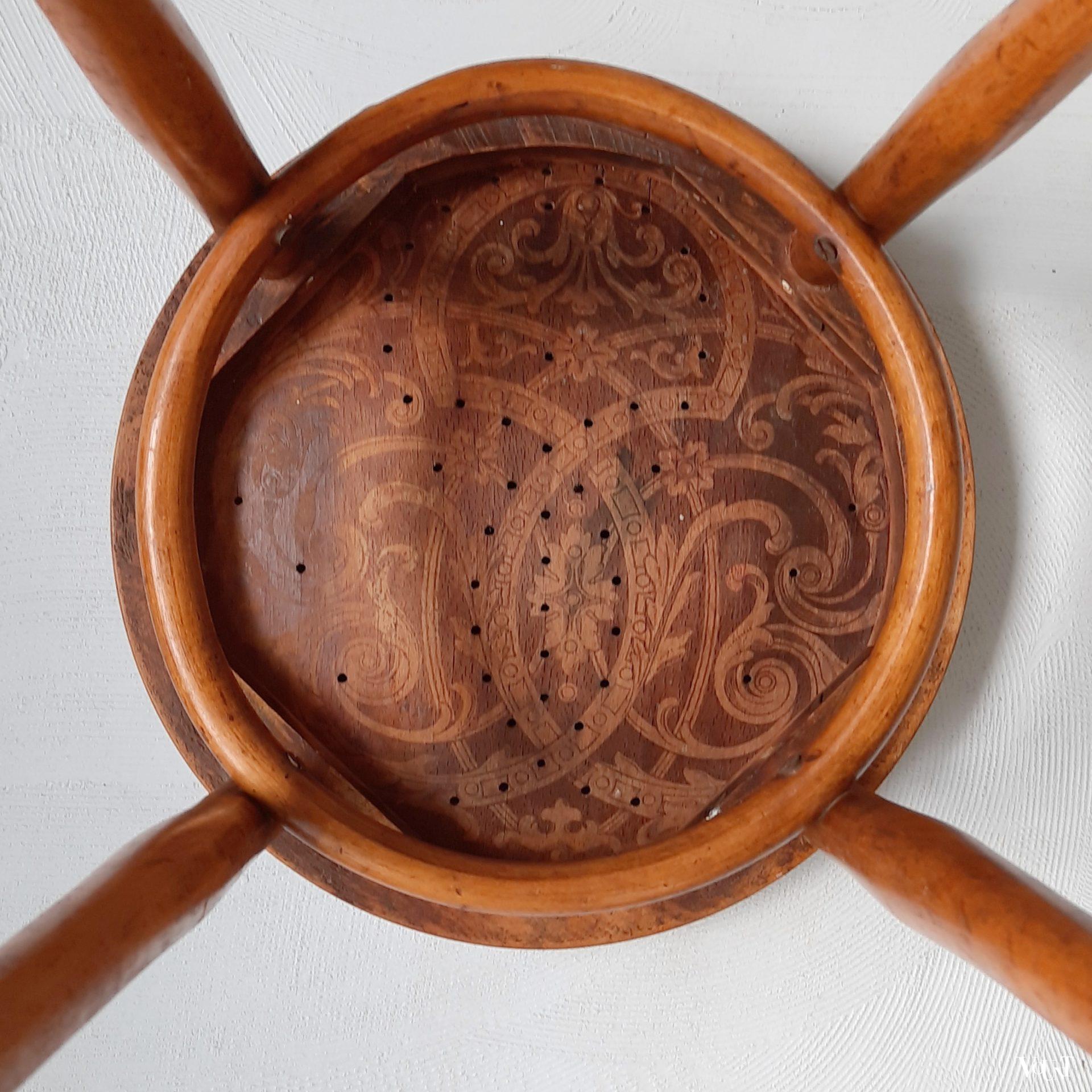 Bentwood kruk Jacob & Josef Kohn, rond 1910