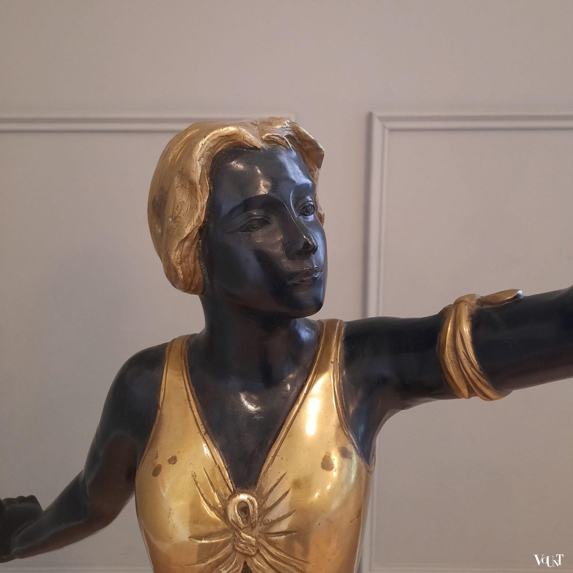 Art deco vloerlamp vrouw, rond 1920