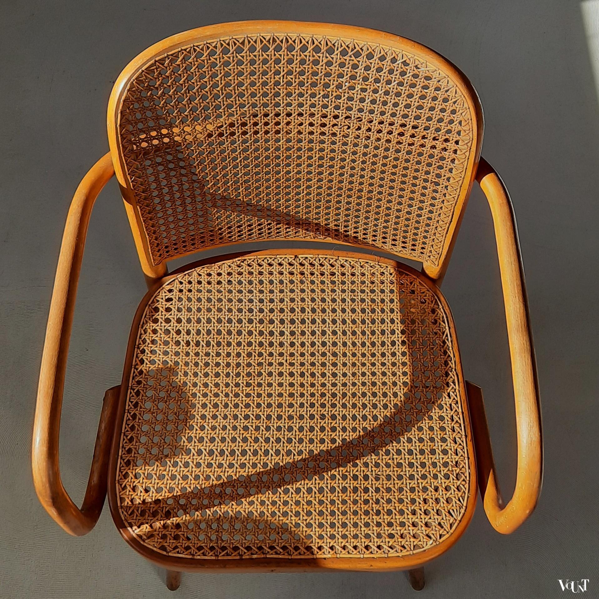 Praag of 811 stoel, Ligna, jaren '60