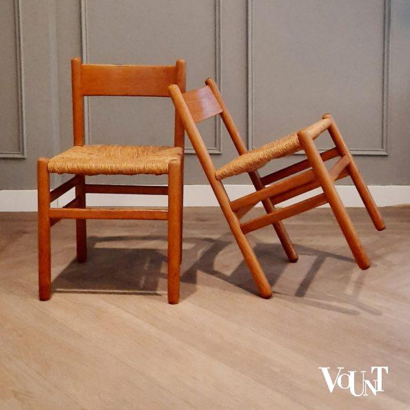 Set van 2 eettafelstoelen met biezen zitting, J.W. van Heuvel voor Ad Vorm, jaren '60