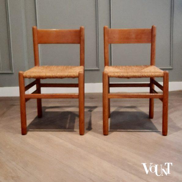 Set van 2 eettafelstoelen met biezen zitting, J.W. van Heuvel voor Ad Vorm, jaren '60