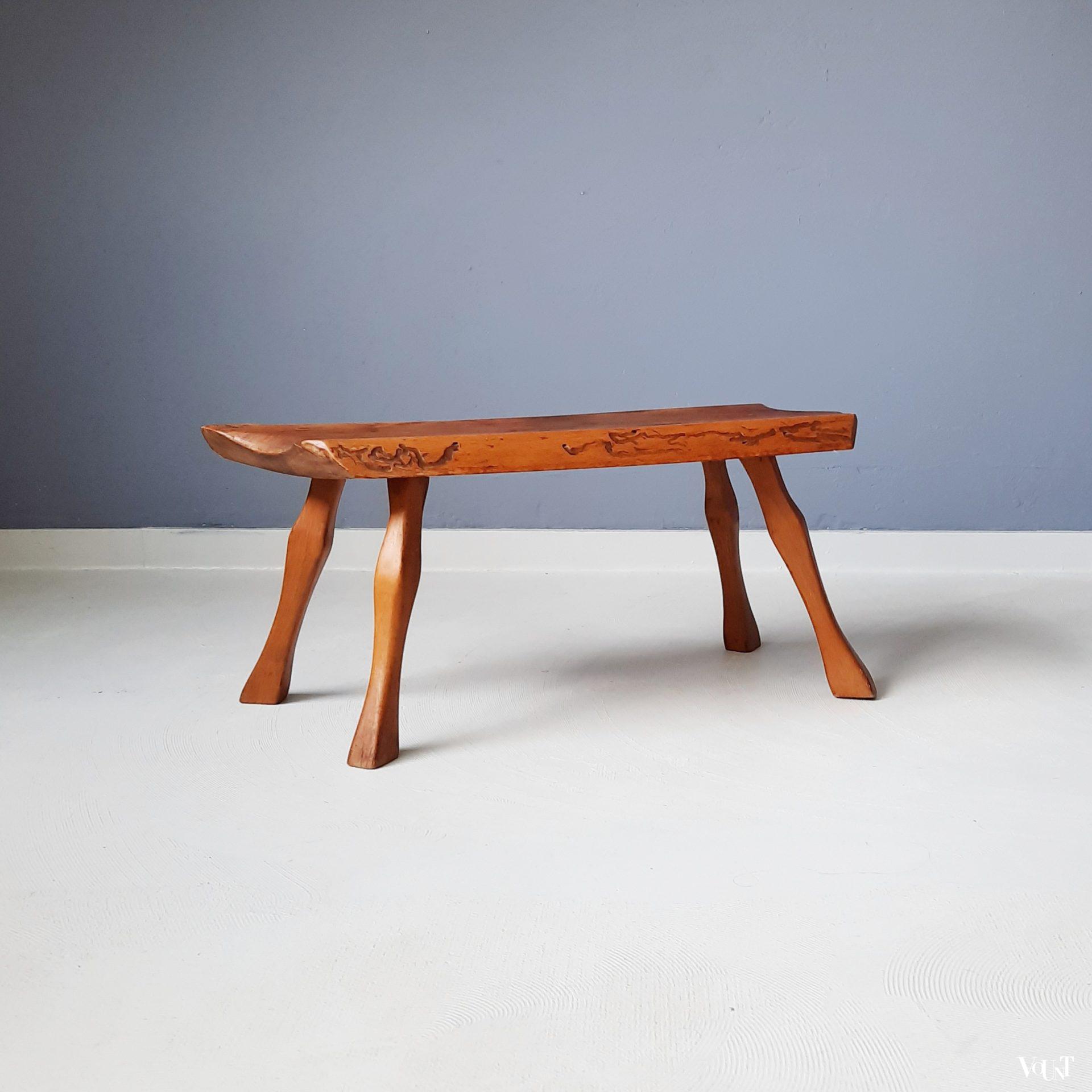 Organisch boomstambijzettafeltje, jaren '50