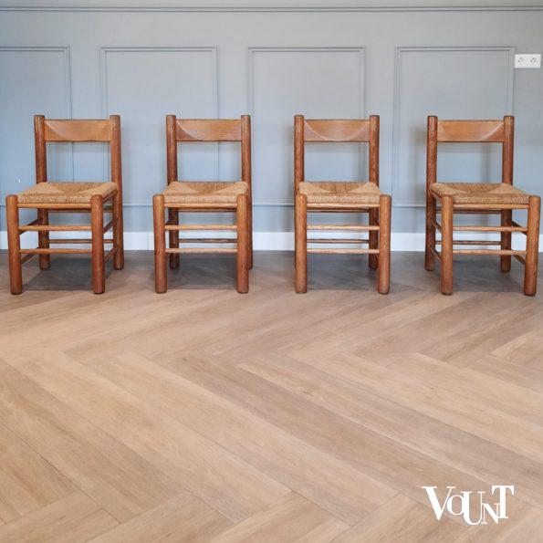 Set van 4 houten stoelen met zitting van touw, jaren '50/'60