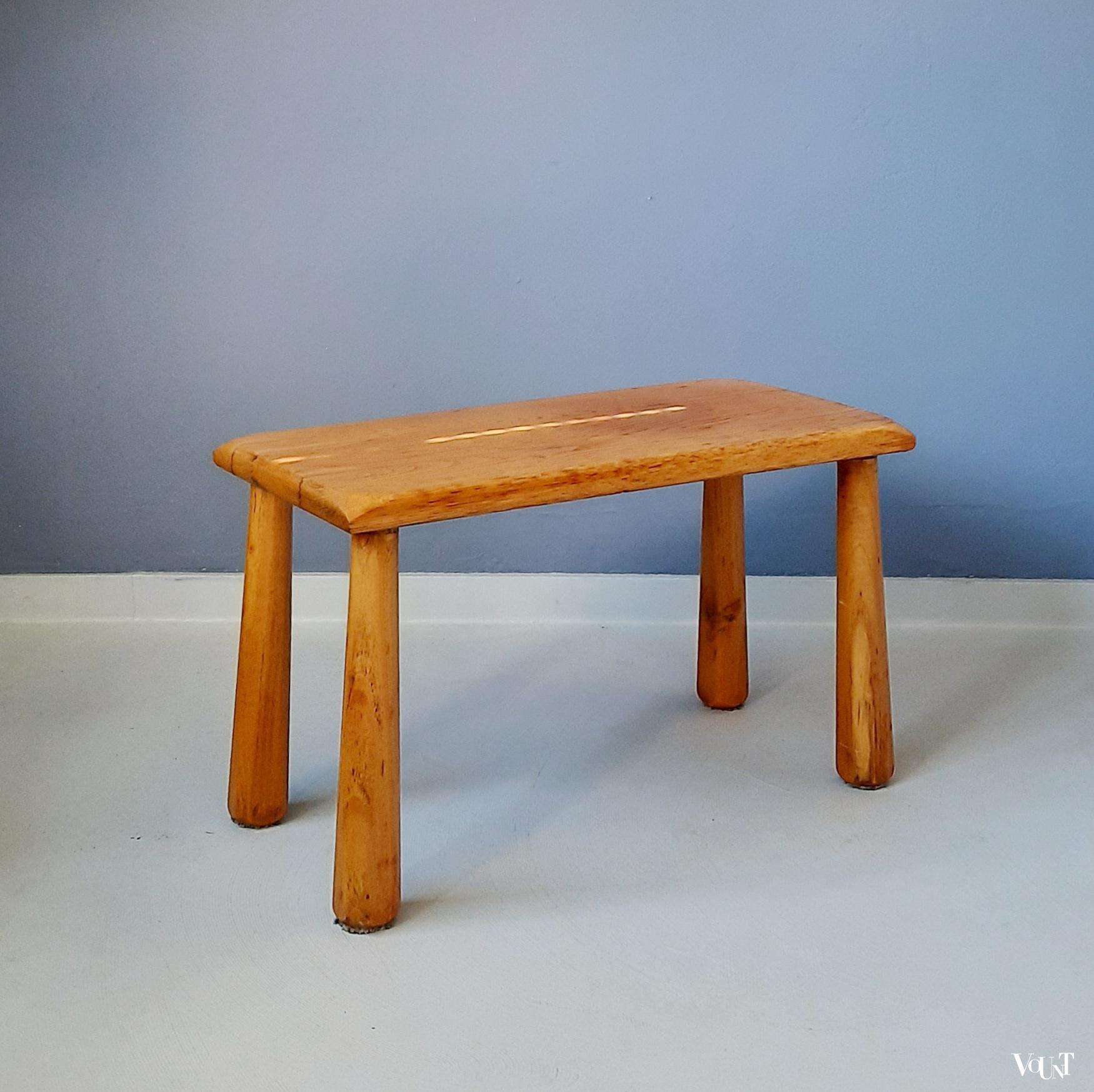 Brutalist eikenhouten bijzettafeltje, jaren '60